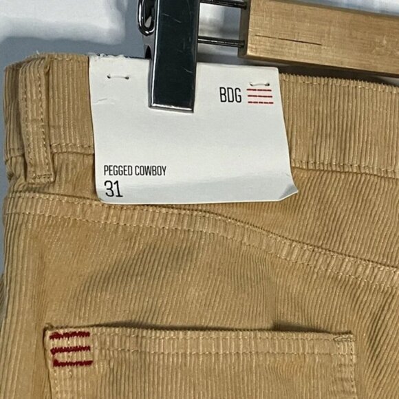 NWT Urban Outfitters BDG Pegged Cowboy Tan Corduroy Pants Womens 31 - Picture 6 of 10
